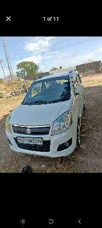વેચવાની છે