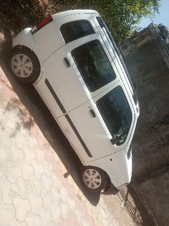 મારુતિ સુઝુકી ની વેગેનાર vxi