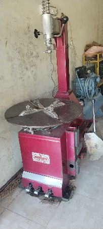 ટાયર ચેનજર