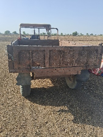 બુક સાથે