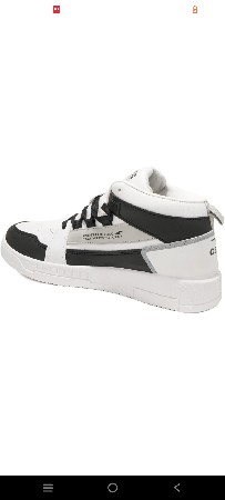 sports shoes