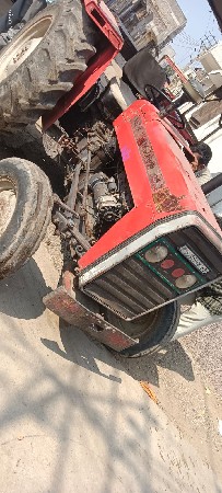ટ્રેકટર વેચવાનું છે