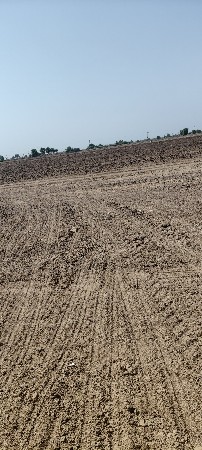 જમીન વેચવાની હોય તો સંપર્ક કરજો