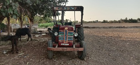 ટ્રેકટર વેચવાનું છે