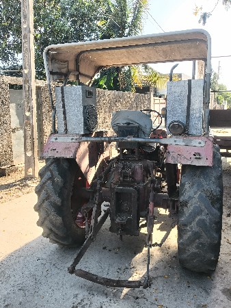 ટ્રેક્ટર વહેંચવા નું છે