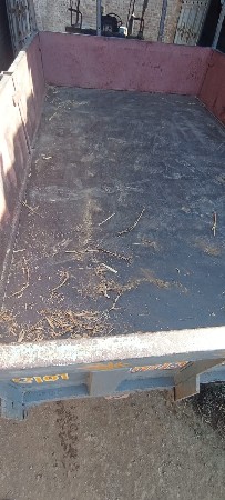 ટોલી વેચવાની છે ઘારની છે