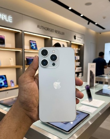 iPhone xs Max To iPhone 16 Pro Max