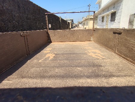 ટ્રોલી વેચવાની છે