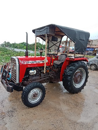 ટ્રેક્ટર વેચવાનું છે