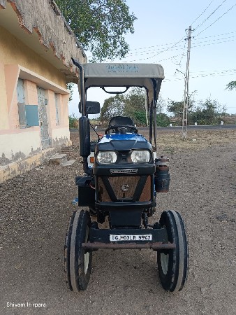 આ મીની ટ્રેકટર વેચવાનું છે