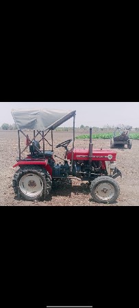 આ ટ્રેક્ટર વેચવાનું છે
