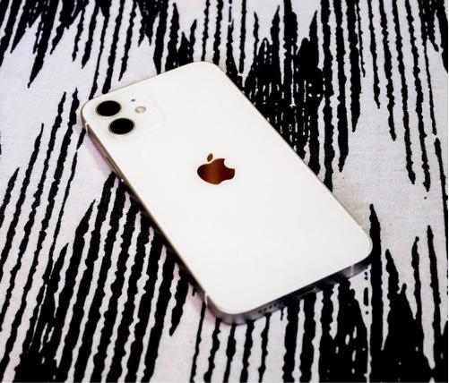 I phone 12