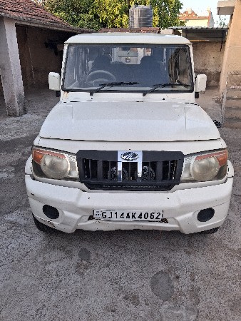 mahindra bolero sle