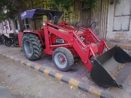 Tractor Loader