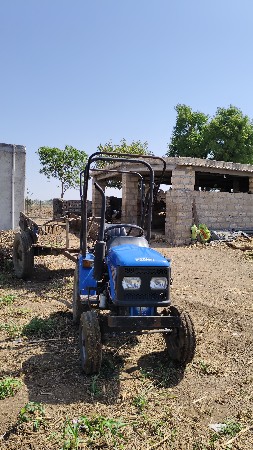 મીની ટેકટર વેચવાનું છે