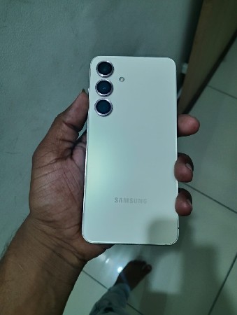 Samsung S24 Tiptop Condition