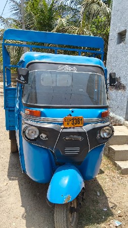 બજાજ મેક્સીમાં