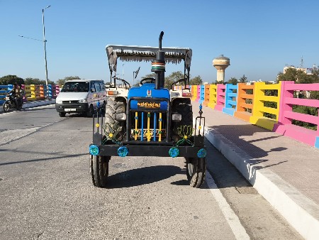 new holland વેચવાનું છે
