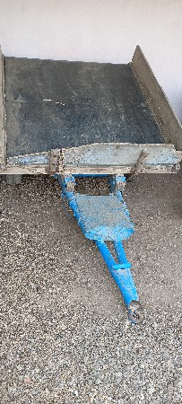 રેકડો વેચવાનો છે