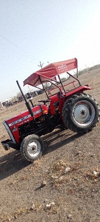 ટ્રેક્ટર વેચવાનુ છે