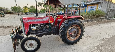 ટ્રેક્ટર વેચવાનું છે