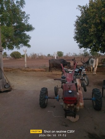 સિંગડા વારું ટ્રેકટર