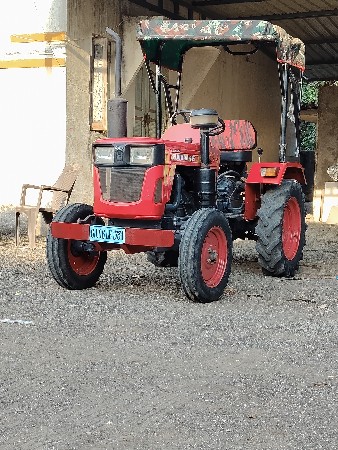યુવરાજ 215