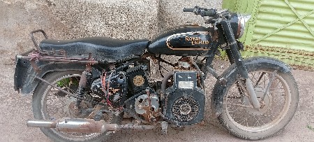 બુલેટ વેચવાનુ છે