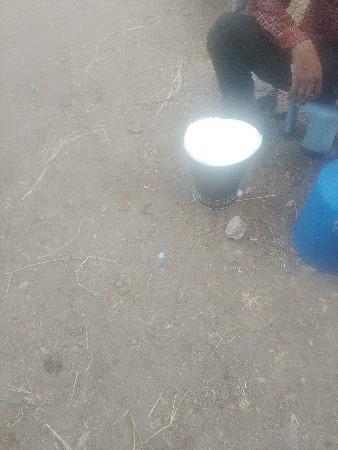 વેચવાની છે