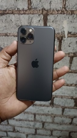 મોબાઈલ વેચવાનો છે લેવાનો હોય એ ફોન