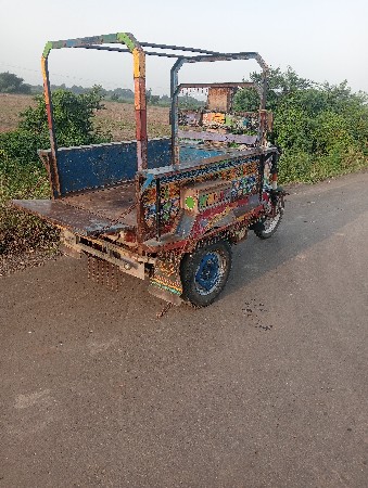 રીક્ષા વેચવાની છે