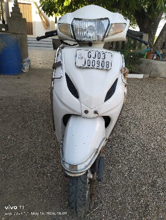 2017
 નું મોડલ છે