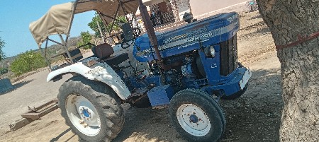 ટ્રેકટર વેચવાનું છે