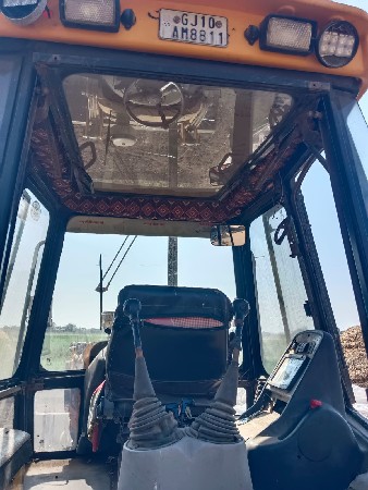 JCB 2012