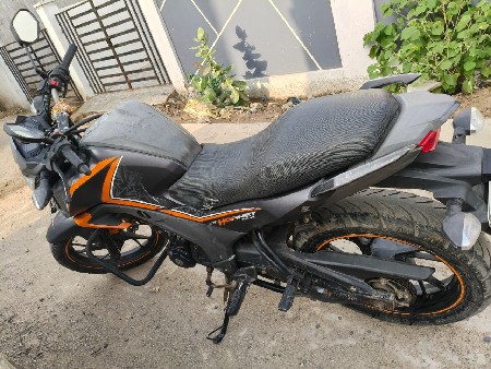 Honda hornet 2017 model