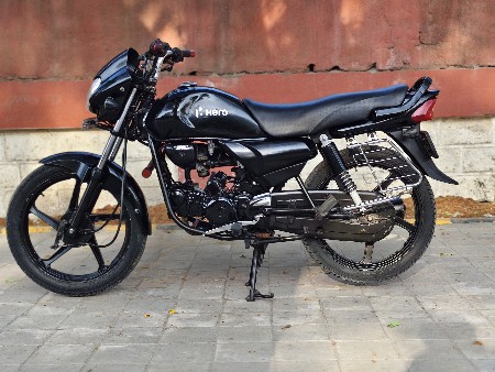 આદિલ પડાયા