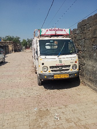 છોટા હાથી વેચવાનું છે