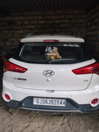 i20 active