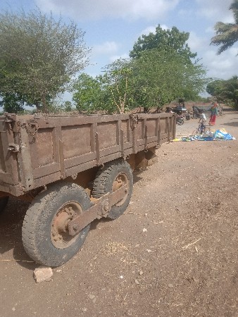 ટ્રોલી વેચવાની છે