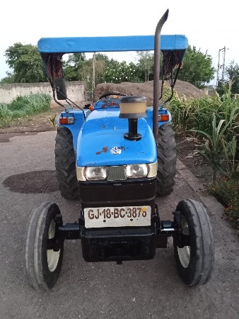 New Holland 4010