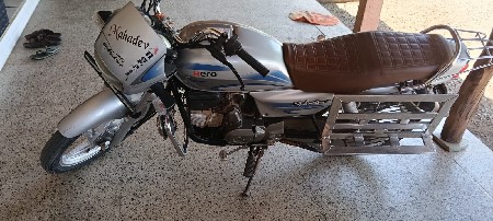 ટુ વ્હીલર વેચવાનું છે