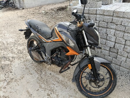 Honda hornet 2017 model