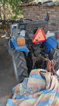 મીની ટ્રેક્ટર વેચવાનું છે