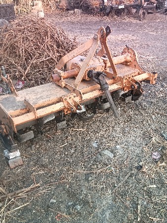 રોટાવેટર વેચવાનૂછે