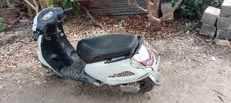 આ ગાડી વેચવાની છે