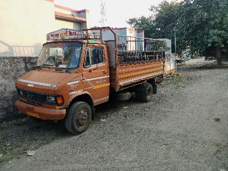 709 tata