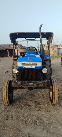 Sonalika 740