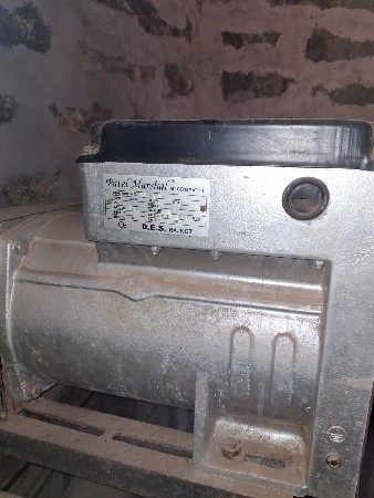 jenerator મો 8780989576