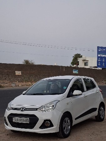 grand i10 magna
