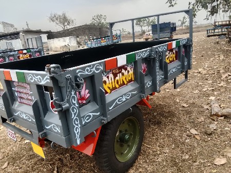 જય સીતારામ નું ફોરવીલ ટેલર વેચવાનું